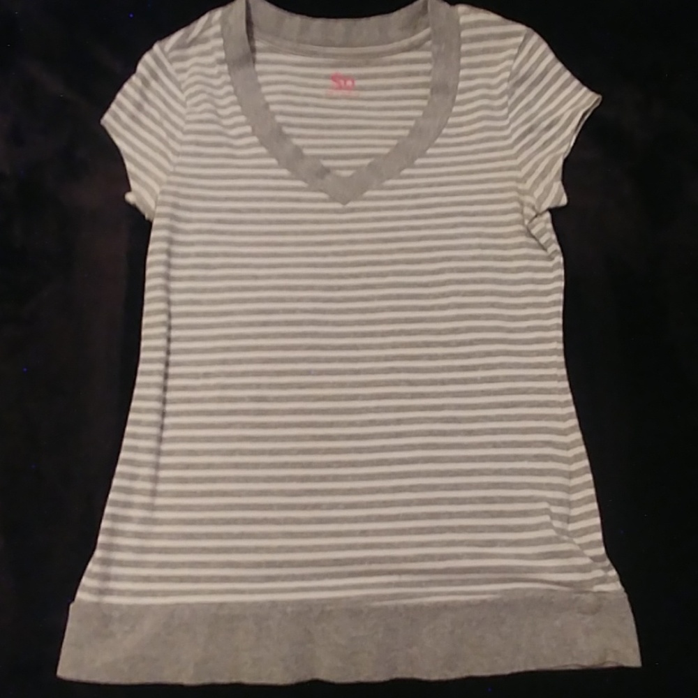 SO gray and white stripes